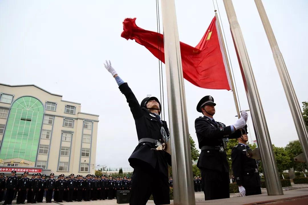 考公务员值得吗？游戏画面
