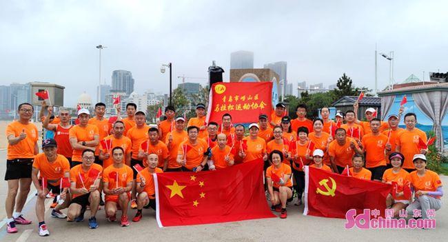 拿破仑王朝政局不稳,普鲁士经济受阻,普法最终触发了战争剧情