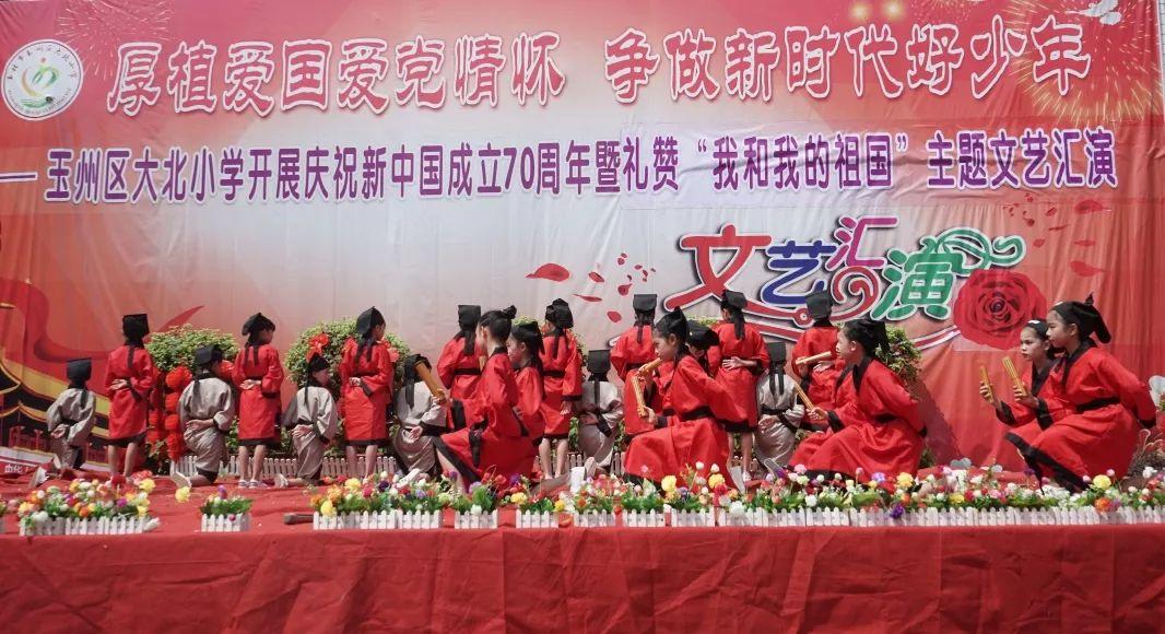 第七届河南商业高峰论坛延期一天,将于28日在大河锦悦酒店举行